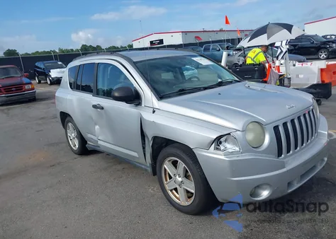 2007 Jeep Compass Sport из США, поврежденный, VIN 1J8FT47W87D211171